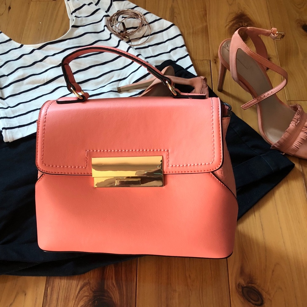 🎈SALE Today Only🎈Aldo Handbag (Doctor Style)